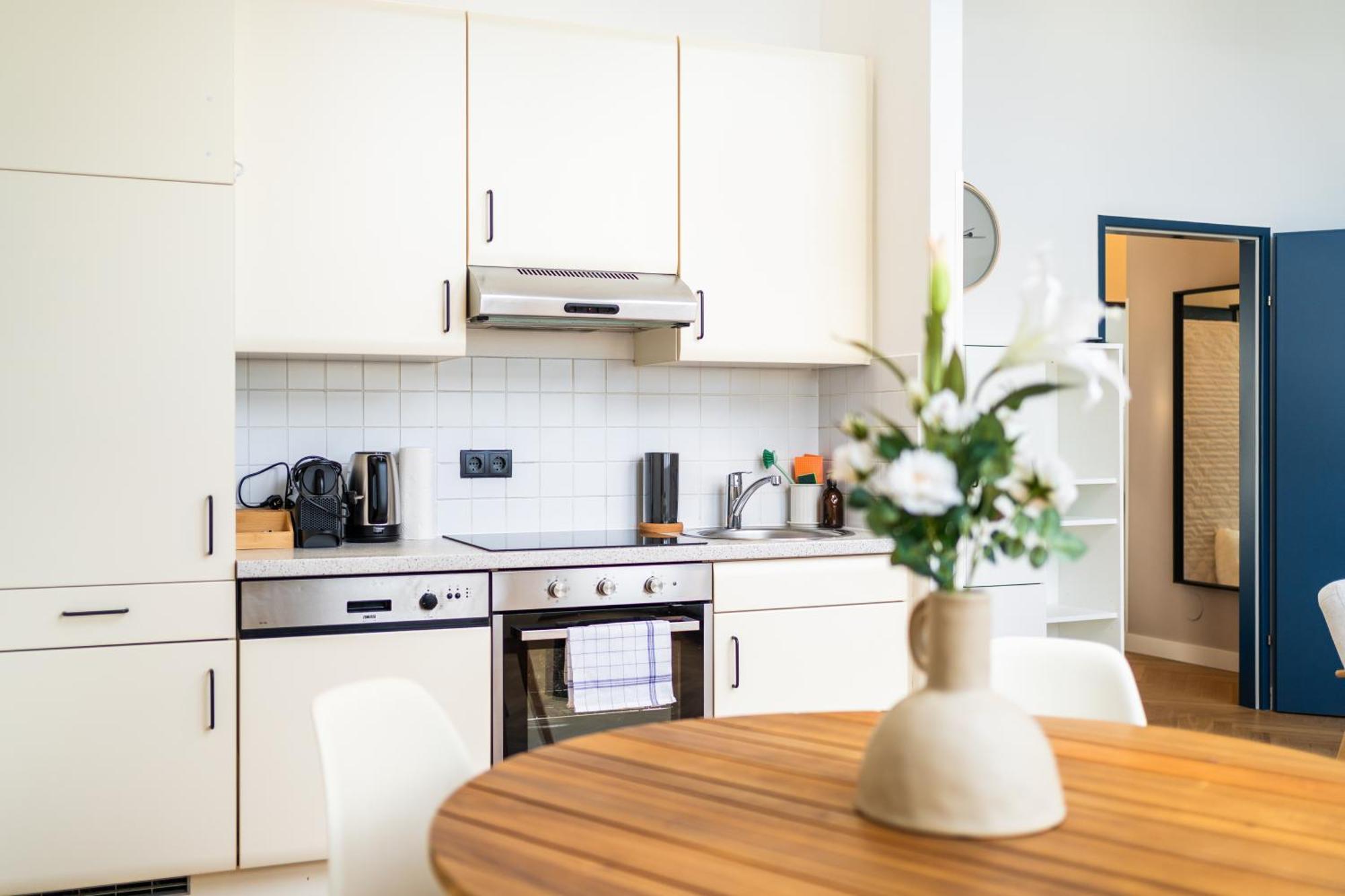 Myflat - Bright Apartment Near Central Station ウィーン エクステリア 写真