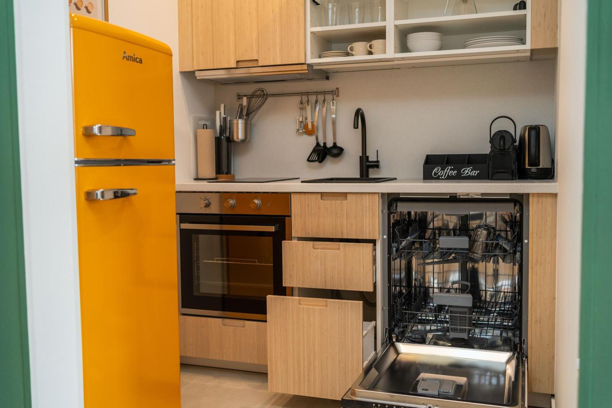 Myflat - Bright Apartment Near Central Station ウィーン エクステリア 写真