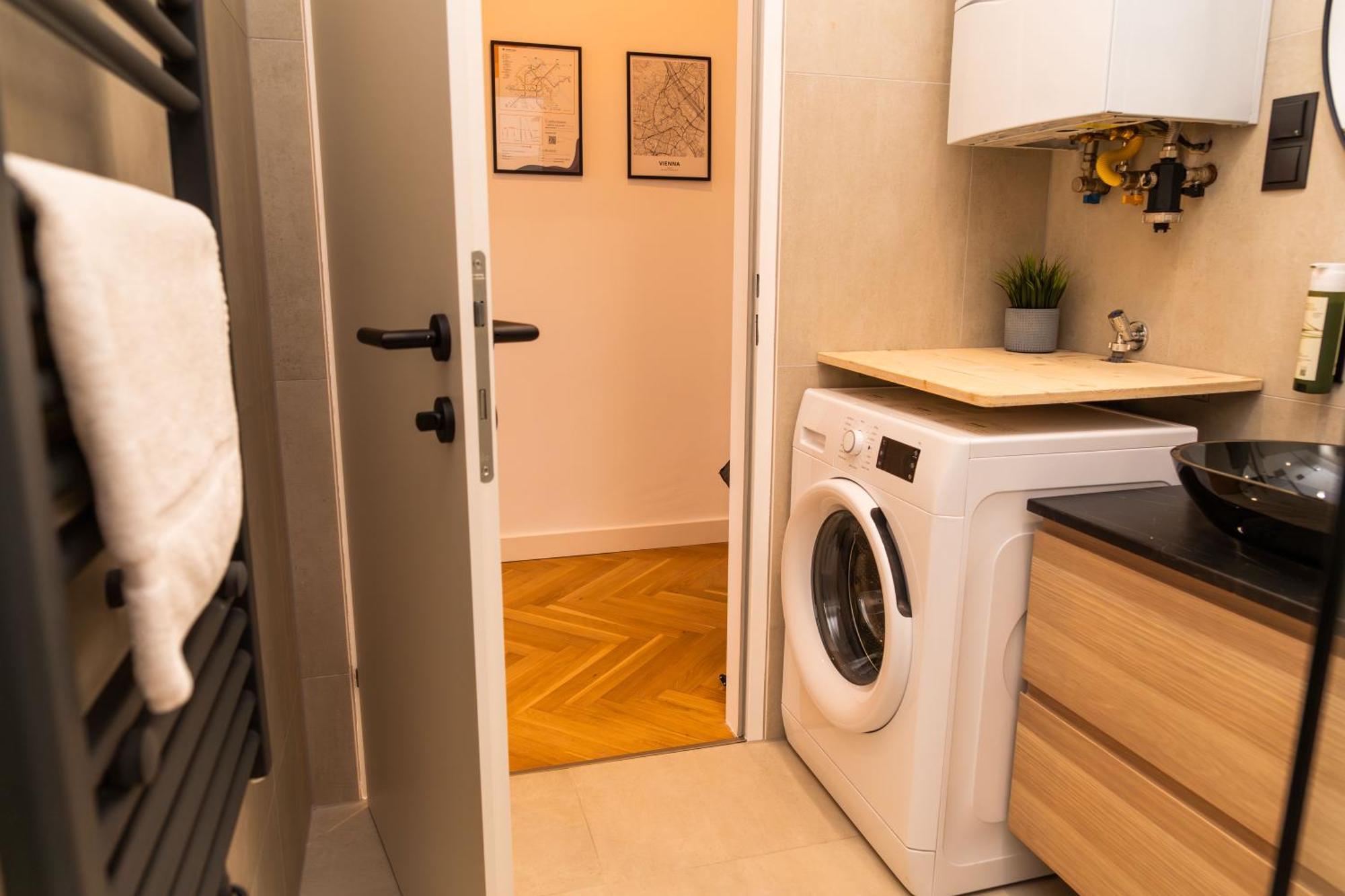 Myflat - Bright Apartment Near Central Station ウィーン エクステリア 写真
